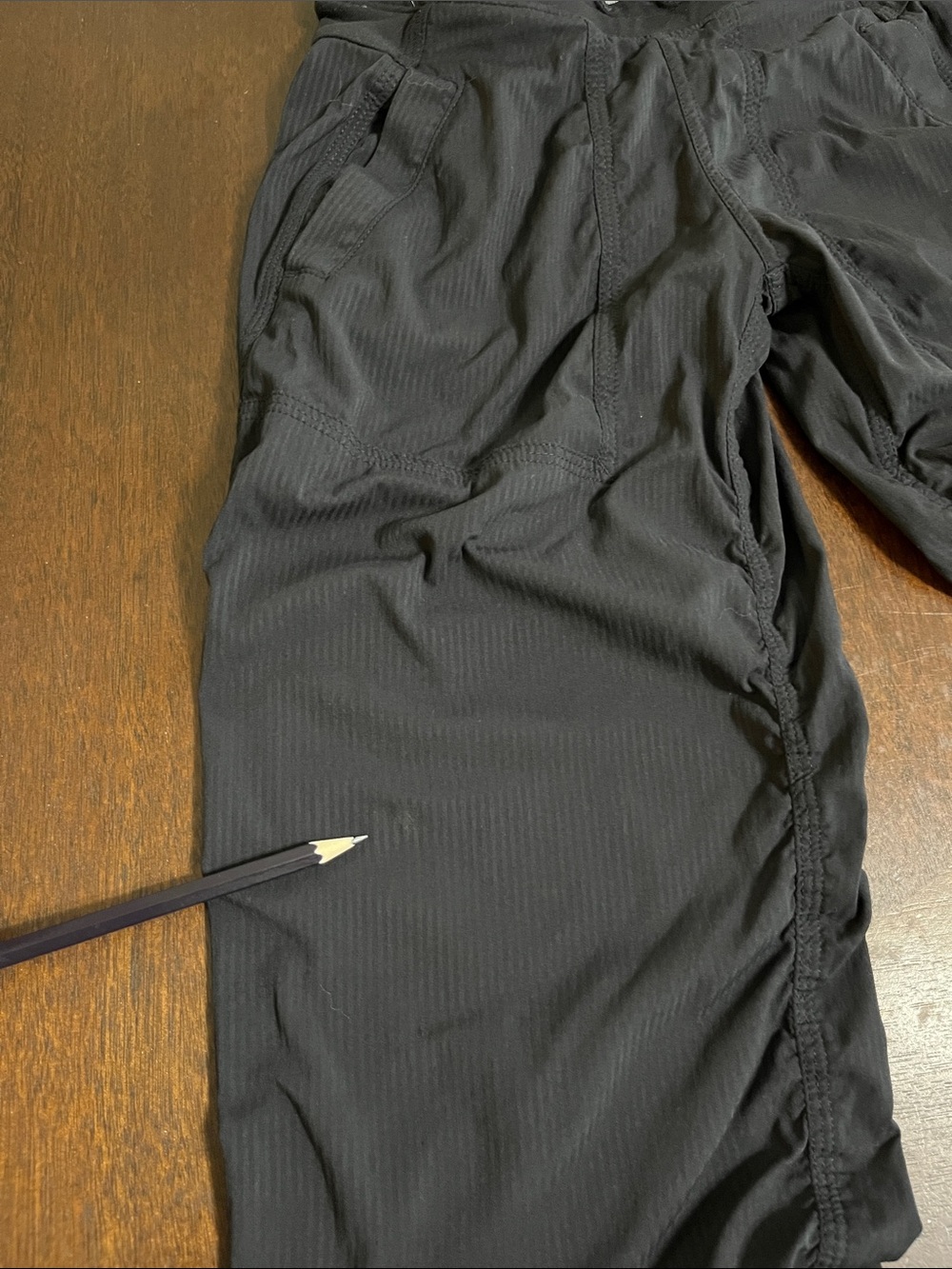 Ivivva Black Athletic pants with Reflective Logo - Picture 5 of 5